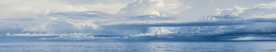 Скинали для кухни: Облака на фоне морского горизонта