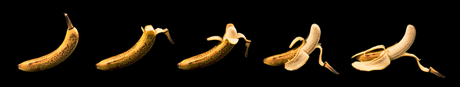 Скинали для кухни: Бананы на чёрном фоне
